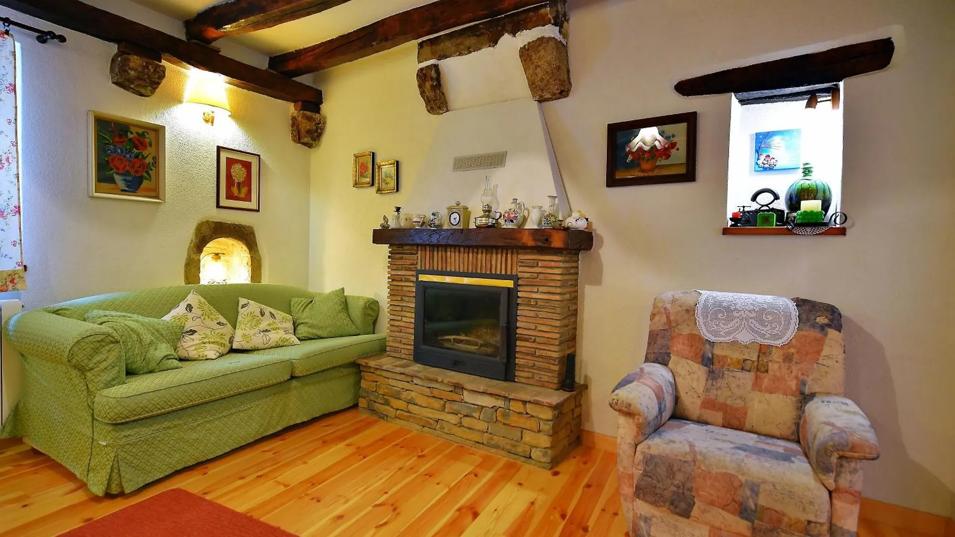 Holiday House With Wifi Paz, Central Istria - Sredisnja Istra - 16623 Buzet 0*,  Horvátország